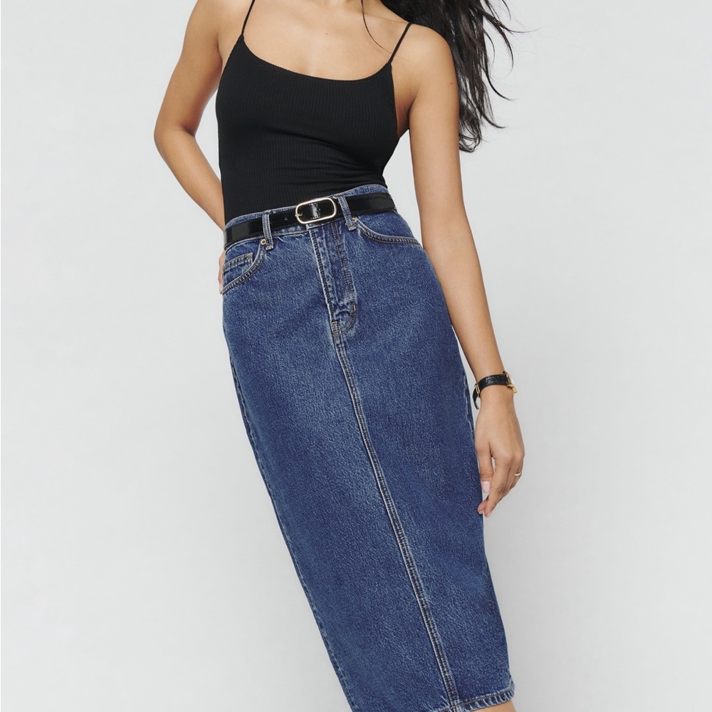 Reformation Jayde High Rise Midi Skirt size 27 (missing waist button)